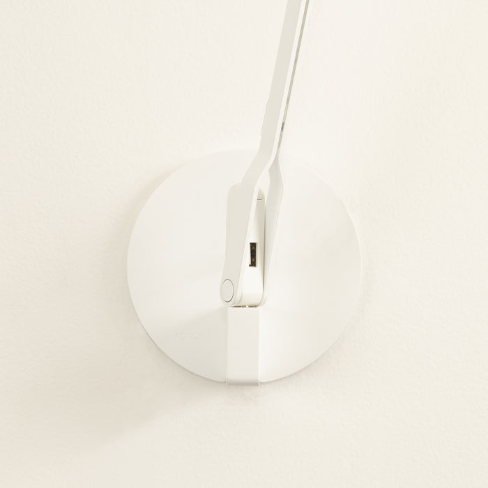 LED Wall Light from the Splitty collection in Matte White finish