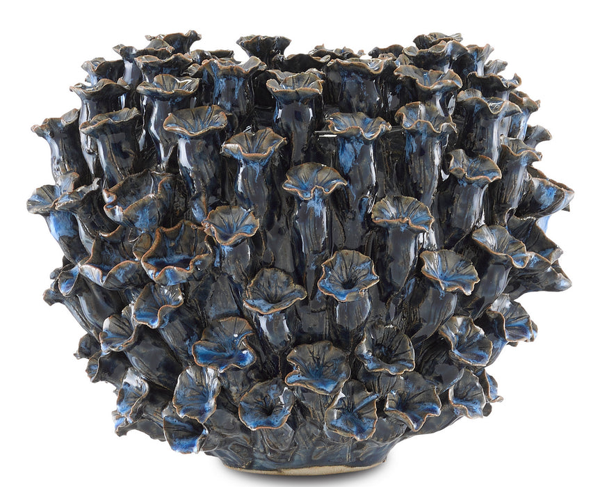 Vase in Blue finish